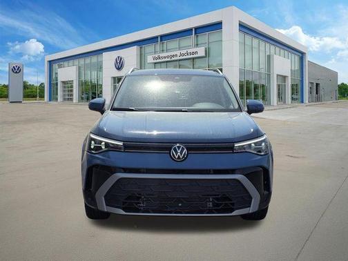 Monterey Blue Pearl 2025 Volkswagen Taos 1.5T SE