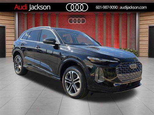 2025 Audi Q5 Premium