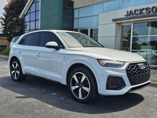 2022 Audi Q5 45 S line Prestige