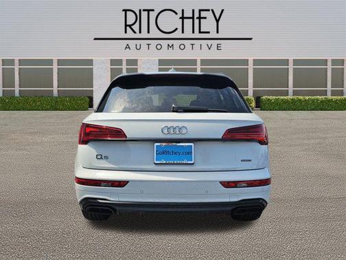 2022 Audi Q5 45 S line Prestige