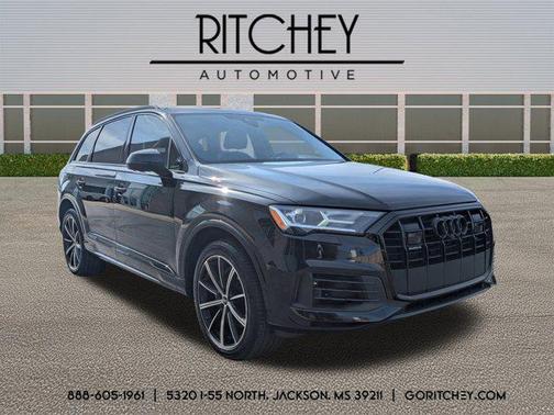 2022 Audi Q7 55 Premium Plus