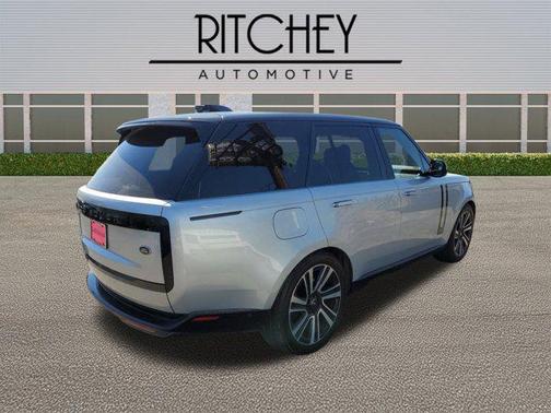 2023 Land Rover Range Rover P400 SE