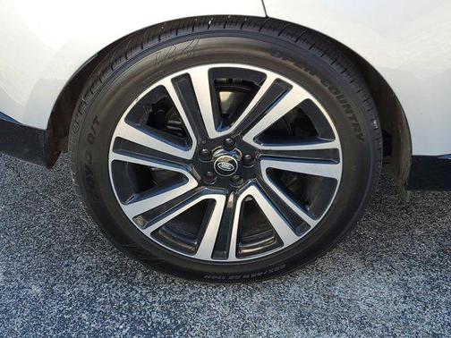 2023 Land Rover Range Rover P400 SE