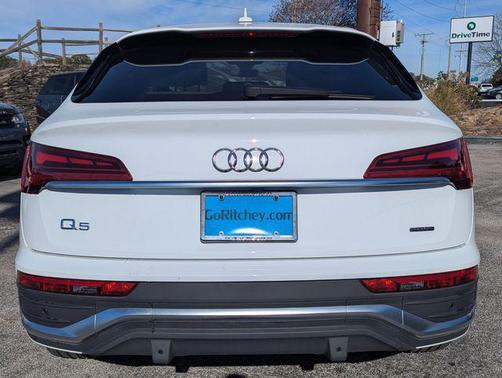 Arkona White 2025 Audi Q5 45 S line Premium Plus