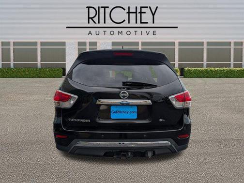 2014 Nissan Pathfinder SL