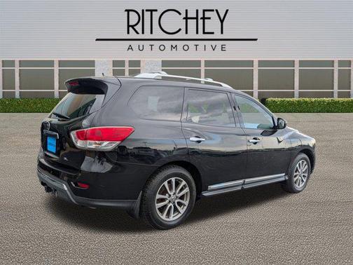 2014 Nissan Pathfinder SL