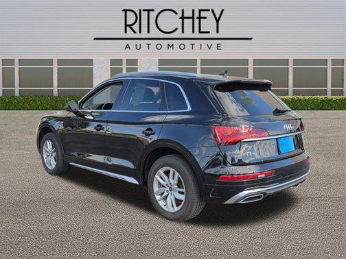 2022 Audi Q5 45 S line Premium