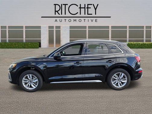 2022 Audi Q5 45 S line Premium