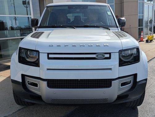 2024 Land Rover Defender 130 P400 S