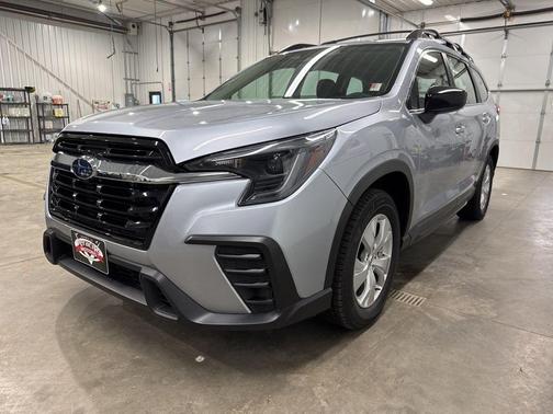 Ice Silver Metallic 2024 Subaru Ascent Base 8-Passenger