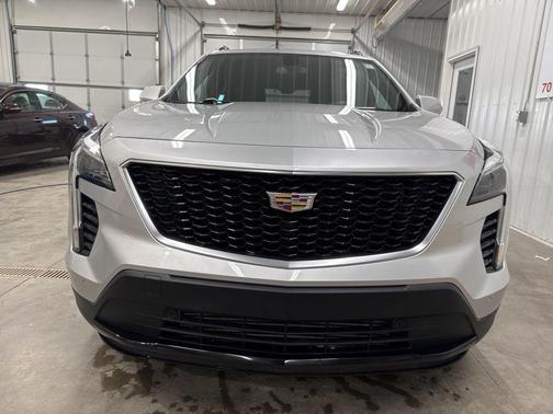 Radiant Silver Metallic 2019 Cadillac XT4 Sport