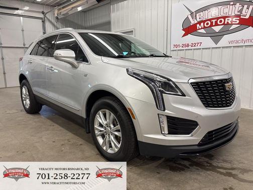 Radiant Silver Metallic 2020 Cadillac XT5 Luxury