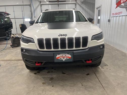 Pearl White Pearlcoat 2019 Jeep Cherokee Trailhawk