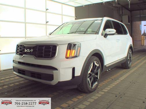 Glacial White Pearl 2025 Kia Telluride S