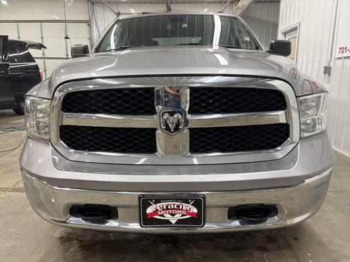 Billet Silver Metallic Clearcoat 2023 RAM 1500 Classic SLT