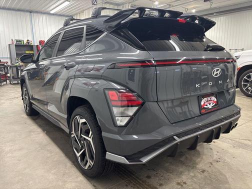 Ecotronic Gray Pearl 2025 Hyundai KONA N Line S