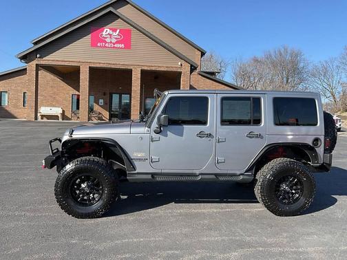 2013 Jeep Wrangler Unlimited Sahara