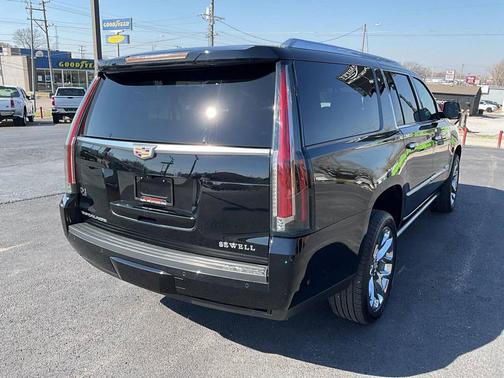 2017 Cadillac Escalade ESV Platinum