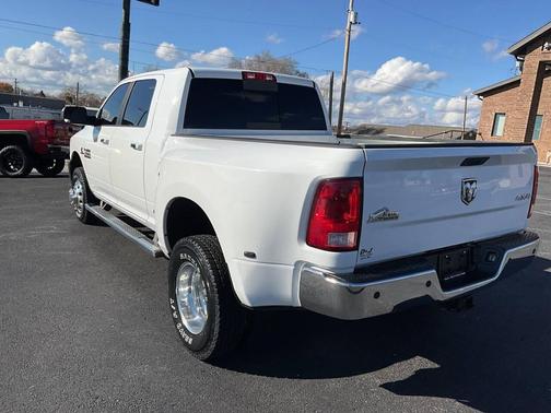 2014 RAM 3500 SLT 4x4 4dr Mega Cab 6.3 ft. SB DRW Pickup