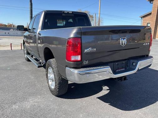 2017 RAM 2500 Big Horn Crew Cab 4x4 6'4' Box