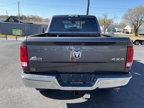 2017 RAM 2500 Big Horn Crew Cab 4x4 6'4' Box