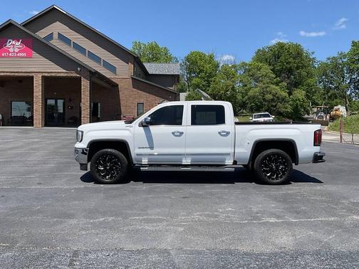 Summit White 2017 GMC Sierra 1500 SLT