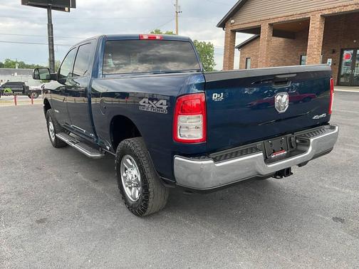 Patriot Blue Pearl Coat 2021 RAM 2500 Tradesman Crew Cab 4x4 6'4' Box