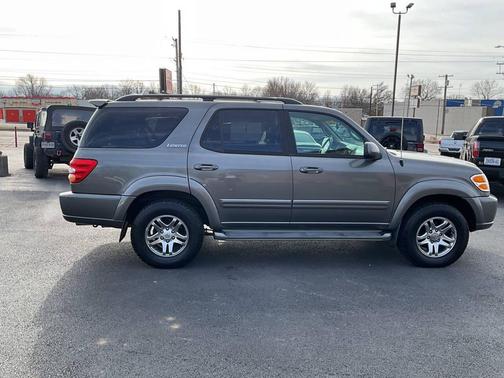 2004 Toyota Sequoia Limited