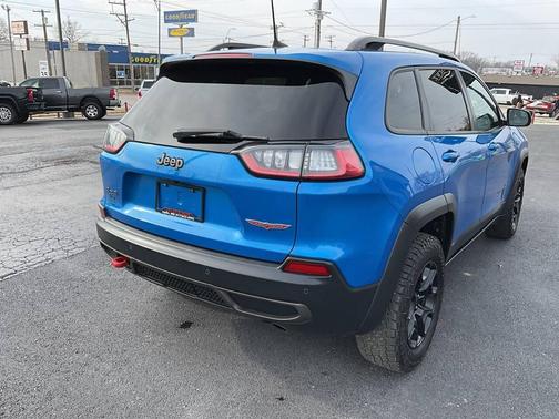 2019 Jeep Cherokee Trailhawk