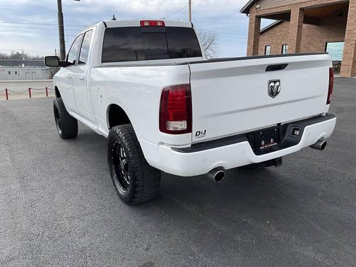 2018 RAM 1500 Sport