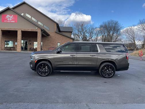 2021 Chevrolet Suburban LT