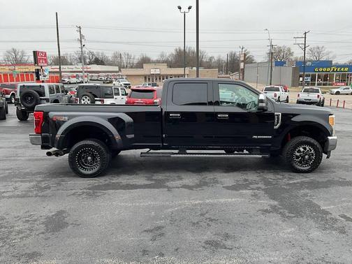 2017 Ford F-350 Lariat