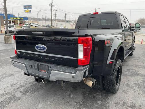 2017 Ford F-350 Lariat