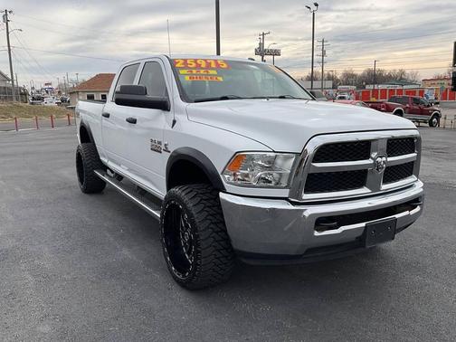 2018 RAM 2500 Tradesman Crew Cab 4x4 6'4' Box