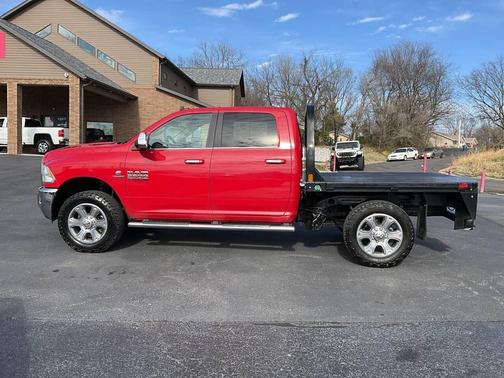 2018 RAM 2500 Big Horn Crew Cab 4x4 6'4' Box