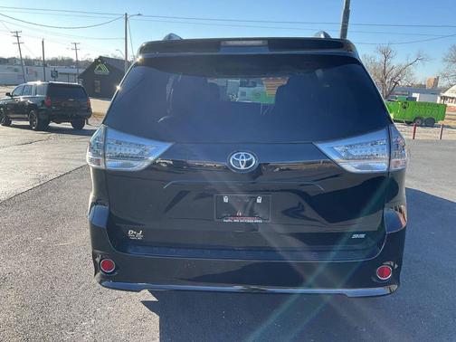 2017 Toyota Sienna SE