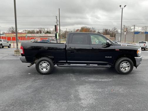 2019 RAM 2500 Big Horn 4x4 4dr Crew Cab 6.3 ft. SB Pickup