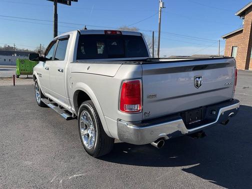 2016 RAM 1500 Laramie
