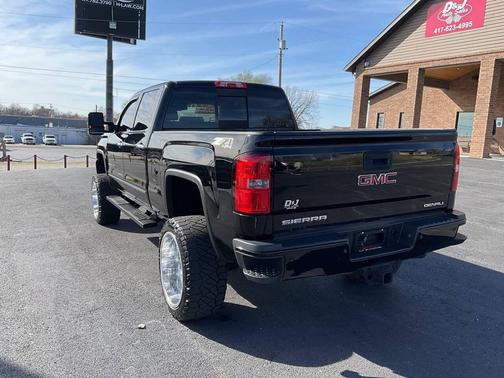 2015 GMC Sierra 2500 Denali