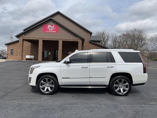 2017 Cadillac Escalade Luxury
