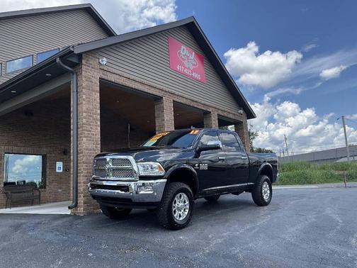 Brilliant Black Crystal Pearl Coat 2017 RAM 2500 Laramie 4x4 4dr Crew Cab 6.3 ft. SB Pickup