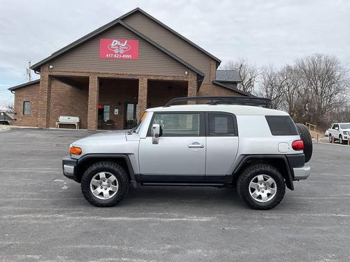 2007 Toyota FJ Cruiser Base