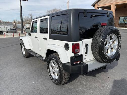 2013 Jeep Wrangler Unlimited Sahara