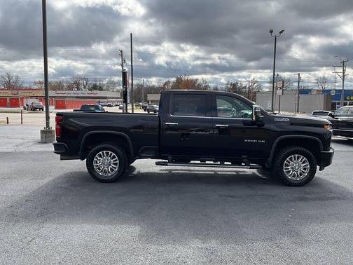 2022 Chevrolet Silverado 2500 High Country