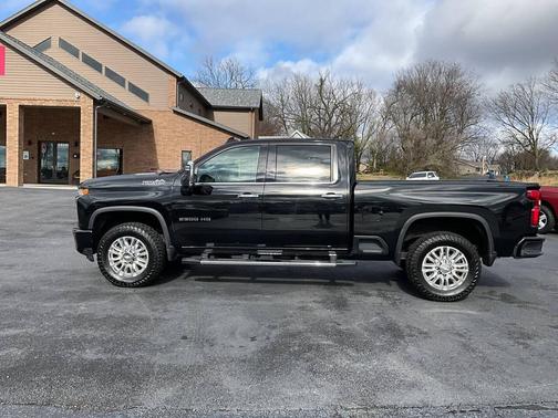 2022 Chevrolet Silverado 2500 High Country