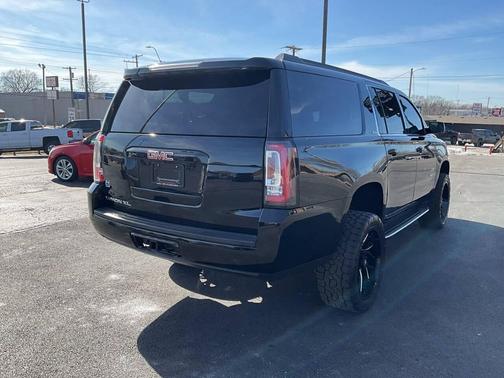 2019 GMC Yukon XL SLT