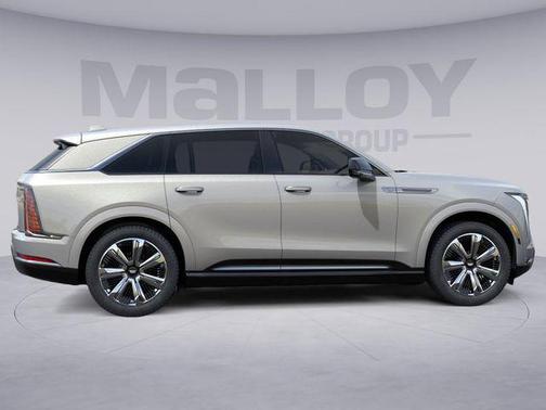 2025 Cadillac Escalade IQ Luxury 2