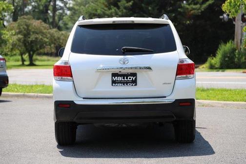 2013 Toyota Highlander SE
