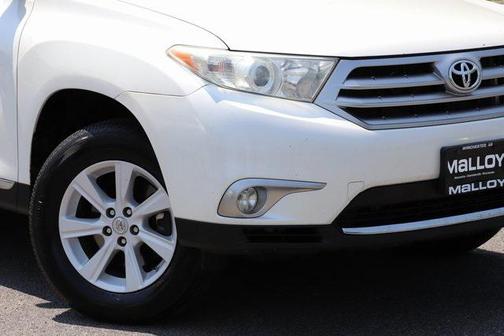 2013 Toyota Highlander SE