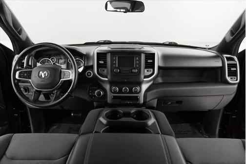 2022 RAM 1500 Big Horn Crew Cab 4x4 57' Box